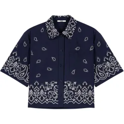 Camisa de mujer corta de tafetán con bordado bandana
