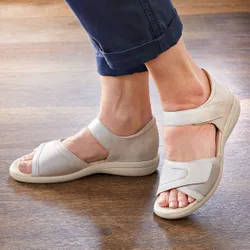 Pagen Komfort-Sandale "Rike" beige