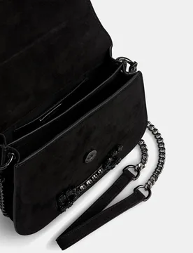 Bandolera de mujer en piel con detalle de estribo en pedrería - Alma en Pena - FashionsVida