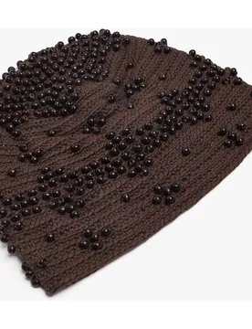 Gorro de mujer con cuentas decorativas en liso - Parfois - FashionsVida