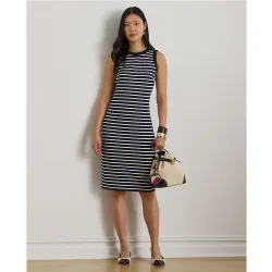 Vestido midi sin mangas ajustado