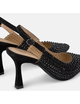 Zapatos de salón de mujer cubiertos de pedrería y cierre de hebilla - Alma en Pena - FashionsVida