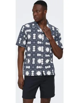 Only & Sons - Camisa manga corta de hombre regular fit. Compuesta de lino y algodón - Only & Sons - FashionsVida