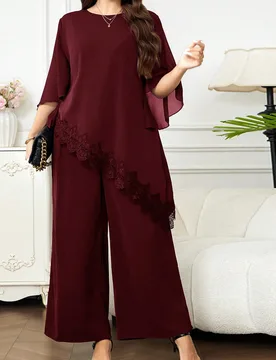 Conjunto de 2 piezas para mujer talla grande, blusa de unicolor con encaje de contraste y dobladillo asimétrico, y pantalones de pierna ancha, elegan - Shein - FashionsVida