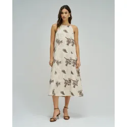 Vestido midi texturizado de mujer con bordados