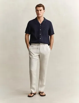 Pantalón chino de hombre de lino y corte regular tallas grandes - Gant - FashionsVida