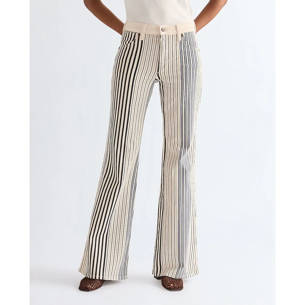 Vaqueros campana de mujer con rayas - Wrangler - FashionsVida