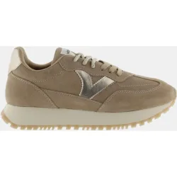 Zapatillas deportivas de mujer de serraje con piezas metalizadas y doble cordón
