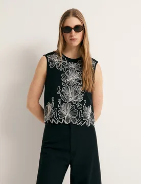 Sfera - Top lino bordado - Sfera - FashionsVida