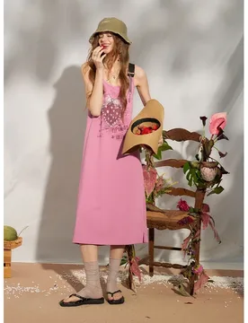 ELFSACK Strawberry Graffiti Print Punk Overall Dress, Y2K Sweet Grunge, A-Line Sleeveless Streetwear Midi Dress - Aliexpress - FashionsVida