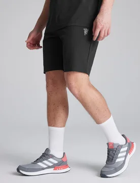 Manchester United x Golf Ultimate365 8.5-Inch Golf Shorts Black 32 - Adidas - FashionsVida