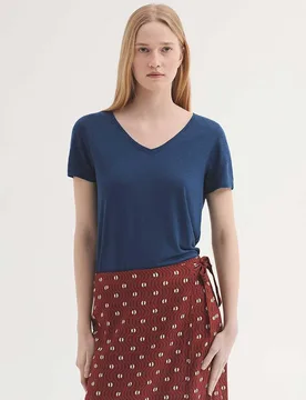 Camiseta de mujer con escote de pico - Nice Things - FashionsVida