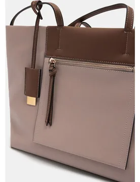Shopper grande con cierre de cremallera en liso - Parfois - FashionsVida