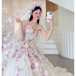 A new strapless light luxury pink floral dress