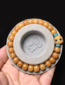 Weathered Barrel Bracelet paired with a single-strand Bodhi Root Carved Bead - Aliexpress - FashionsVida