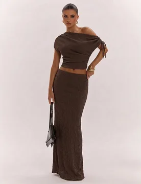 Conjunto de dos piezas con top de cuello asimétrico y falda de largo medio para mujer, conjunto de falda sirena, elegante, ropa de verano, streetwear - Shein - FashionsVida