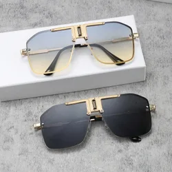 Pares de gafas de moda con marco metálico grande para hombres, adecuadas como accesorios de estilo Y2K y regalos de graduación
