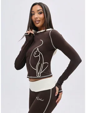 Sudadera con capucha con cremallera, con detalles de ribete blanco contrastante en la capucha y manga larga, diseño ajustado y corto con estampado de - Shein - FashionsVida
