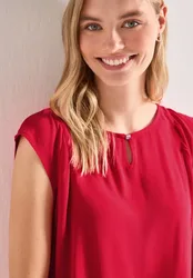 Top mit Strukturmix und Raffung female Rot