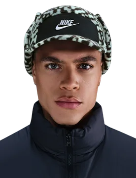 Fly Cap Outdoor Unisex - Cappelli e berretti in maglia Nero - Taglia S/M - Wool S/M - Nike - FashionsVida