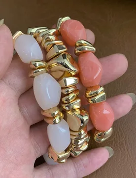 Piezas/Set Pulsera de cuentas de acrílico de varias capas y colores estilo bohemio retro de moda con estilo de piedra triturada dorada para mujeres U - Shein - FashionsVida