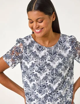 Women's Printed Lace Stretch Top in Navy Size: 20 - Navy - Size: 20 - Roman - FashionsVida
