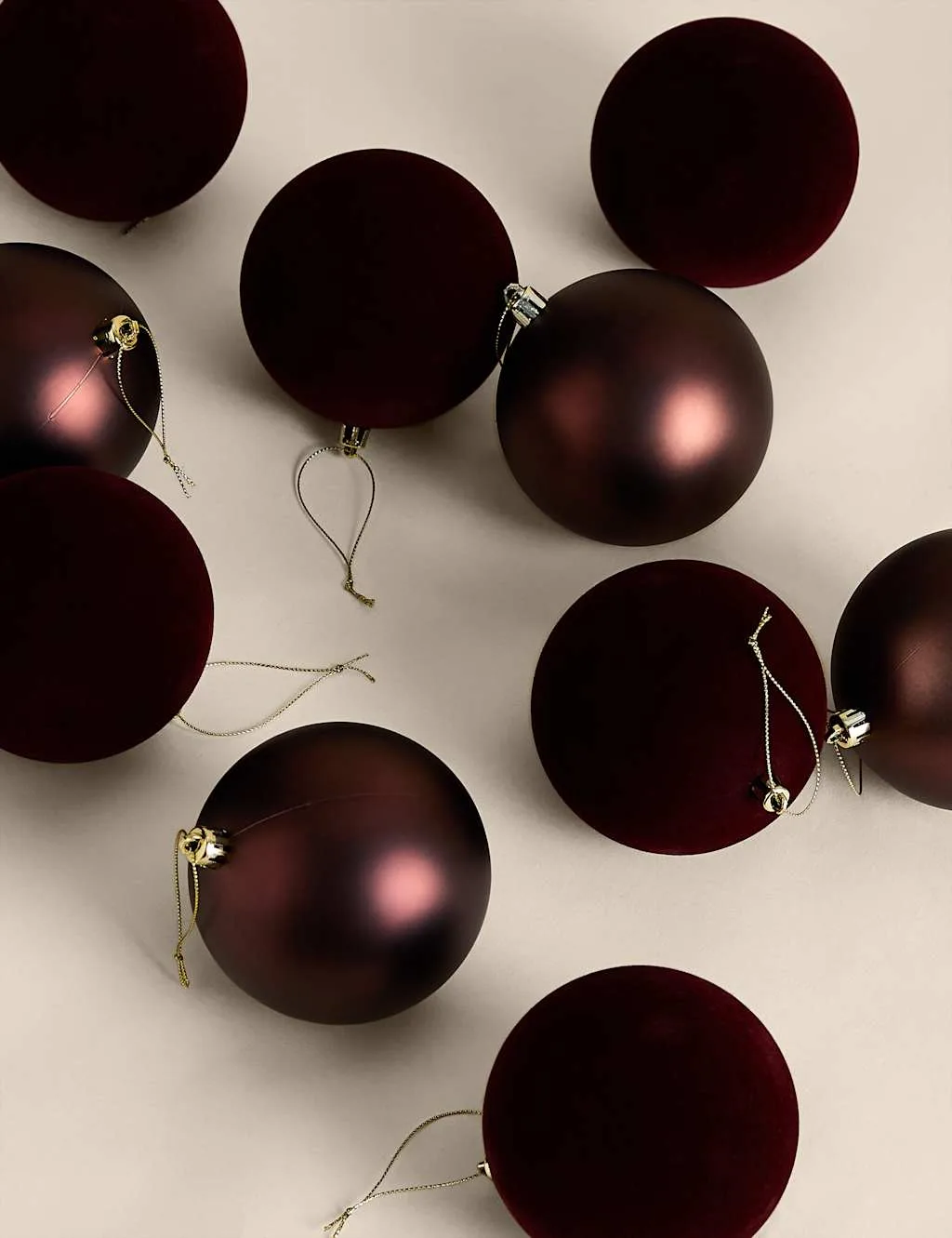 Pack Flocked Oversized Shatterproof Baubles Brown Mix - M&S - FashionsVida