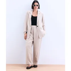 Pantalón traje de mujer fluido