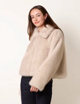 Plush Faux Fur Coat - M / CREAM - female - Blue Vanilla - FashionsVida