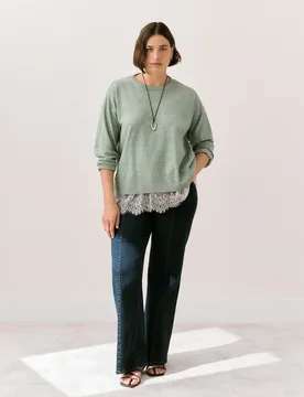 Jersey de mujer con cuello redondo y bajo de encaje - Couchel - FashionsVida