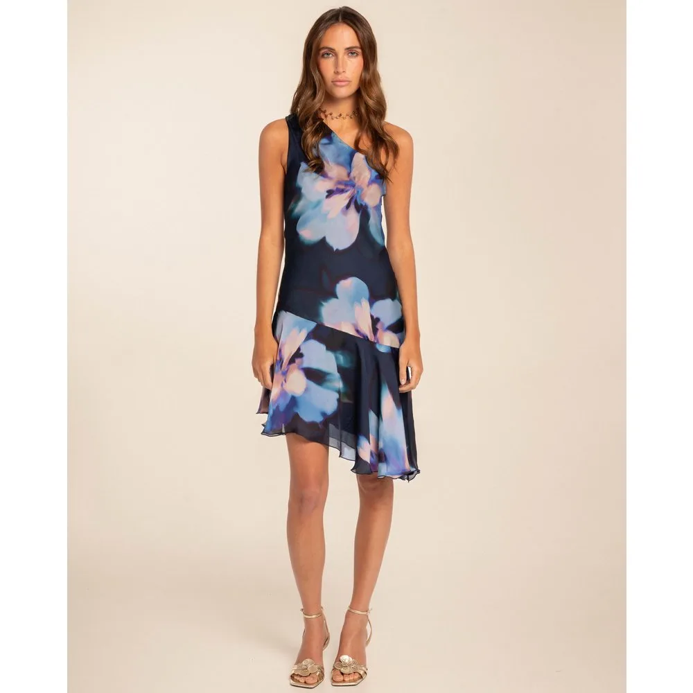 Vestido corto con escote asimétrico - The-Are - FashionsVida