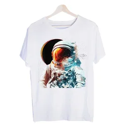 Men's Astronaut Space Graphic Tee, Short Sleeve Crew Neck T-Shirt for Casual Streetwear and Everyday Outfits