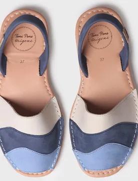 Menorquinas de mujer de nobuck con suela de goma - Toni Pons - FashionsVida