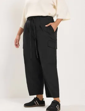 Women's Barrel Cargo Trousers in Black Size: 14 - Black - Size: 14 - Yours - FashionsVida