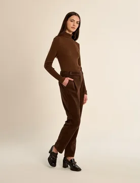 Pantalón de mujer tobillero de micropana - Molly Bracken - FashionsVida