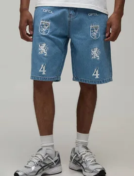 Herren Locker Geschnittene Denim-Shorts Mit Aufnäher-Applikation Light Blue Größe 36 - boohooMAN - FashionsVida