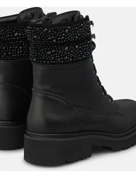 Botines militares de mujer en napa con detalles pedrería en la caña - Alma en Pena - FashionsVida