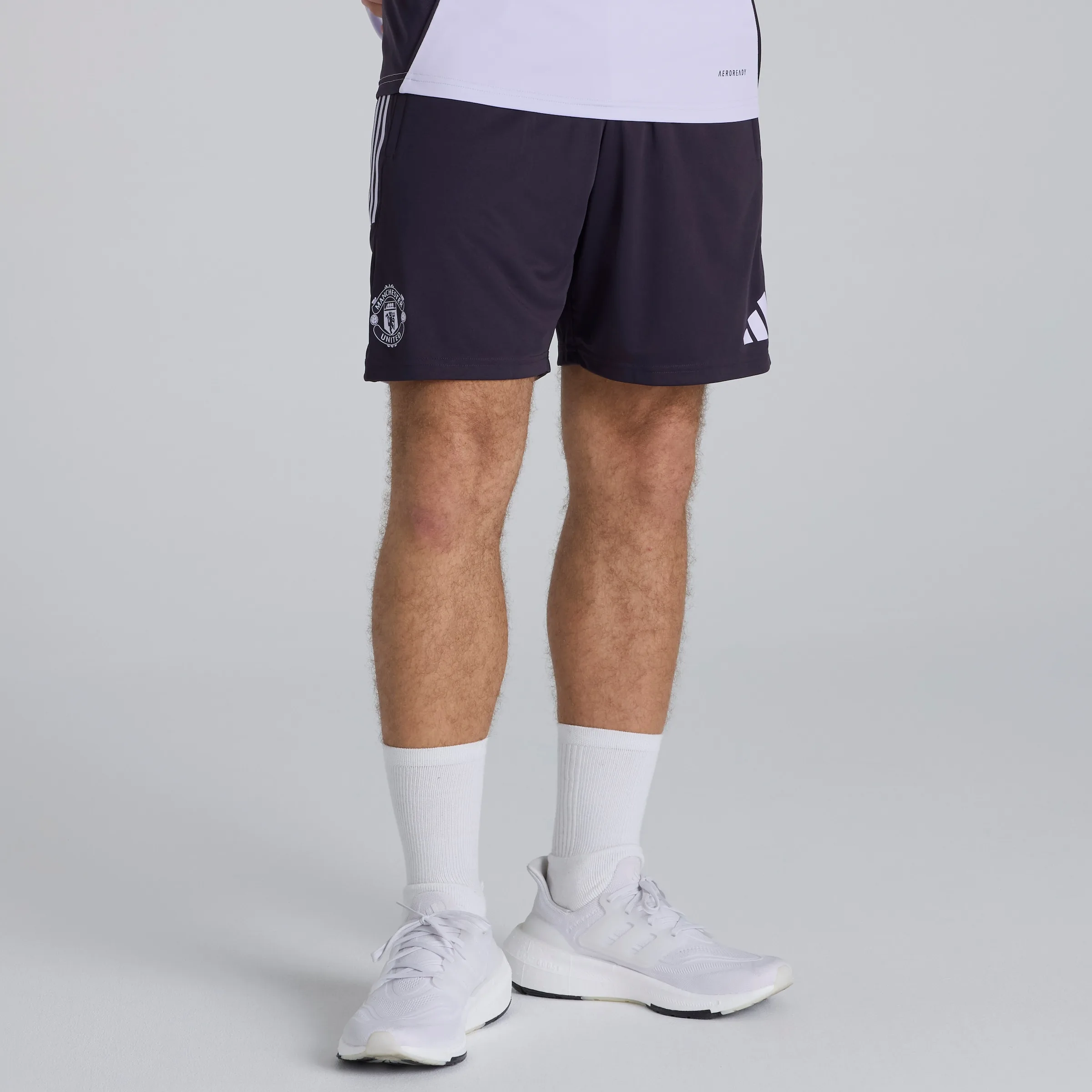 Manchester United Tiro 25 Competition Training Shorts M - Adidas - FashionsVida