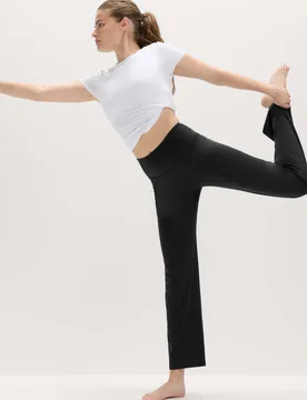 Go Balance Straight Leg Yoga Joggers Black female - Goodmove - FashionsVida