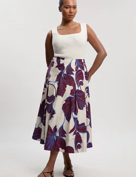 Women's Plus Size Graphic Floral Cotton Sateen Woven Skirt Size: 20 - Floral - Size: 20 - Karen millen - FashionsVida