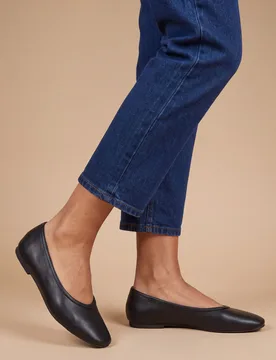 Womens Mica Faux Leather Round Toe Ballet Pumps - Black - Size Uk 5 - Good for the Sole - FashionsVida