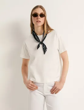 Sfera - Camiseta pañuelo adorno - Sfera - FashionsVida