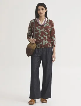 Jersey de mujer con estampado de flores - Nice Things - FashionsVida