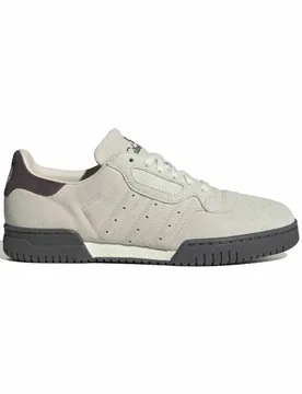 Baskets Powerphase Mercedes Amg Petronas F1 Team Off White / Grey Strata / Grey Strata EU 46 - Adidas - FashionsVida