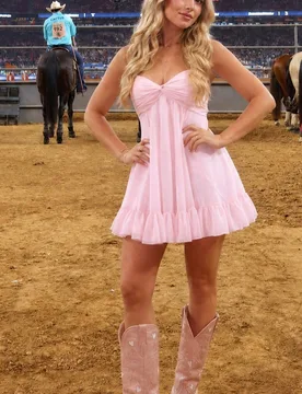 Vestido mini de tirantes finos de unicolor con espalda descubierta y diseño retorcido para mujer, vestido mini rosa lindo y romántico para fiesta y - Shein - FashionsVida