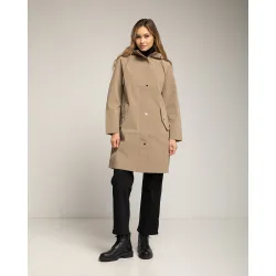 Abrigo de mujer impermeable con capucha