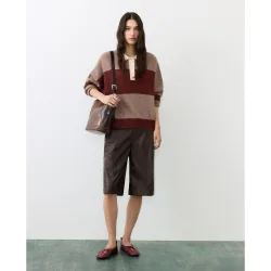 Suéter cuello polo y rayas de mujer