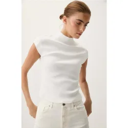 Camiseta de mujer cuello alto