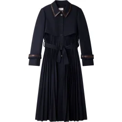 Gabardina de mujer plisada con cuello de cuero