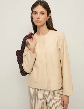 Chaqueta de mujer de piel con bolsillos plastrón - Yerse - FashionsVida